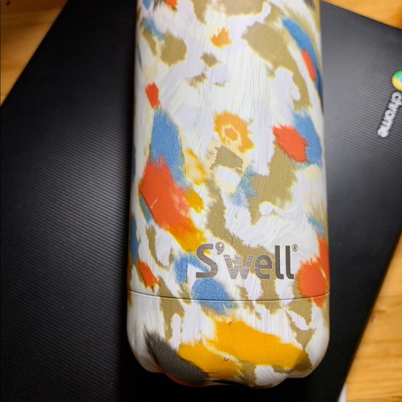 Swell Exotic Ivoire Cheetah 17 oz NWT - Picture 4 of 6